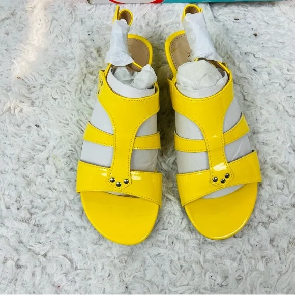 NIB Alaruba Yellow Patent Leather sling back Sandals size 7 - Picture 6 of 13